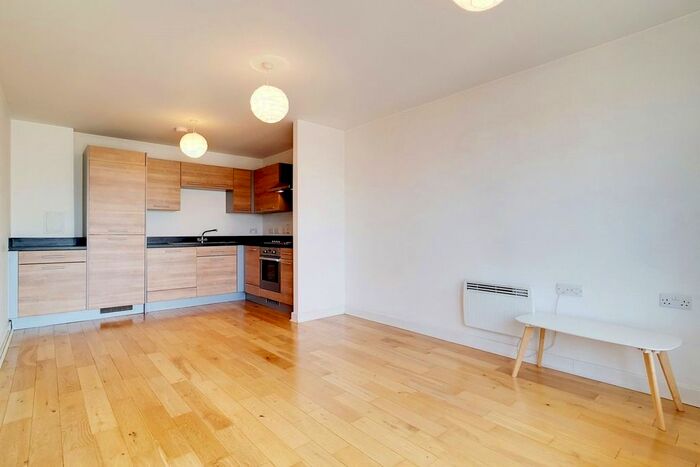 2 Bedroom Flat To Rent In Tarves Way, London, SE10
