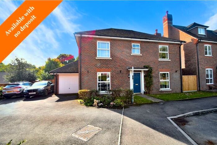 4 Bedroom Detached House To Rent In Jarvis Fields, Bursledon, SO31