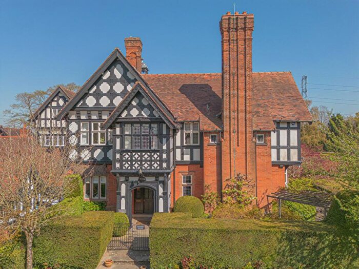 4 Bedroom House For Sale In Knowle Road, Eastcote, B92