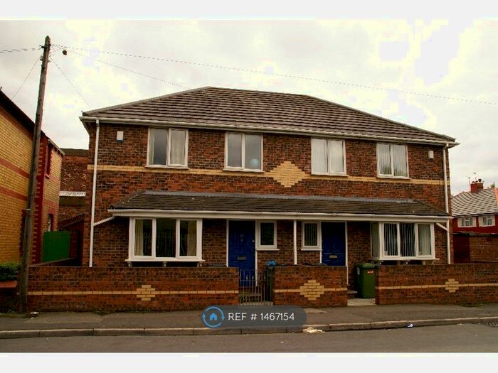 3 Bedroom Semi-Detached House To Rent In Vernon Avenue, Wallasey, CH44