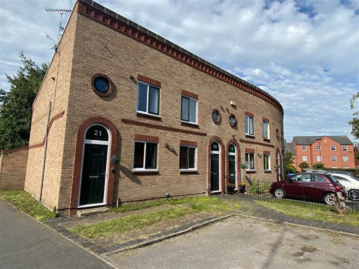 2 Bedroom End Of Terrace House To Rent In Wellington Street, Derby, DE1