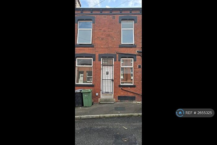 1 Bedroom Terraced House To Rent In Aviary Mount, Leeds, LS12