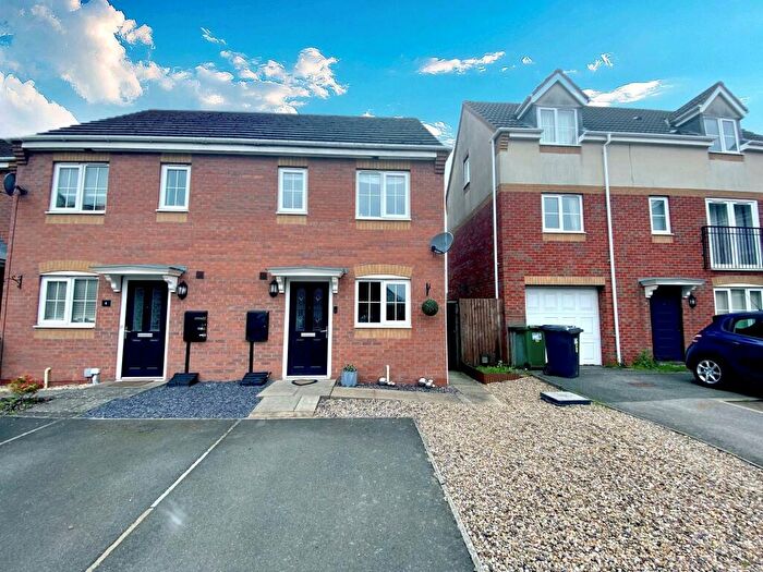 2 Bedroom Semi-Detached House For Sale In Forsythia Close, Bedworth, CV12