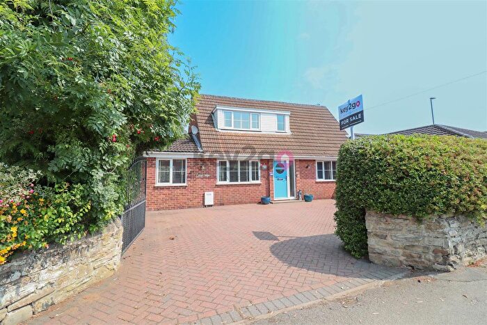 3 Bedroom Detached House For Sale In Sheffield Road, Killamarsh, Sheffield, S21