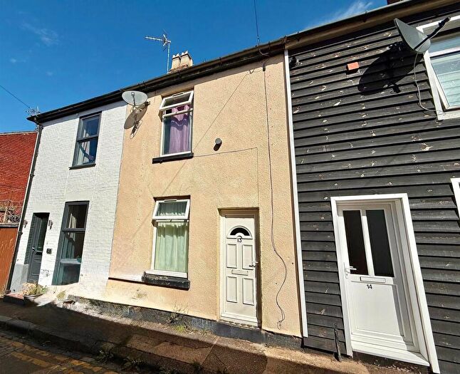 2 Bedroom Terraced House For Sale In Malakoff Road, Great Yarmouth, NR30