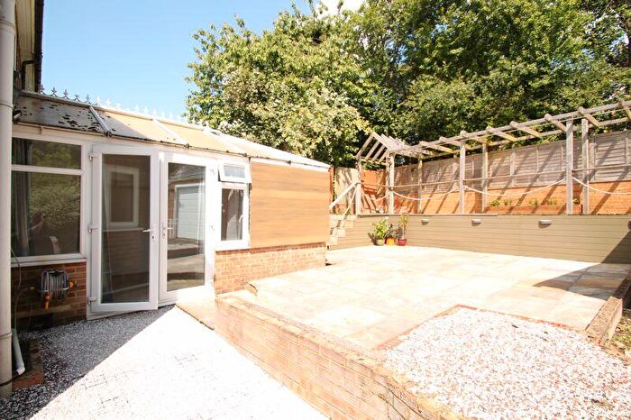 Studio To Rent In Hillary Road, High Wycombe, HP13