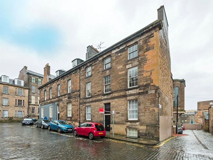 2 Bedroom Flat To Rent In Gayfield Street, Edinburgh, EH1