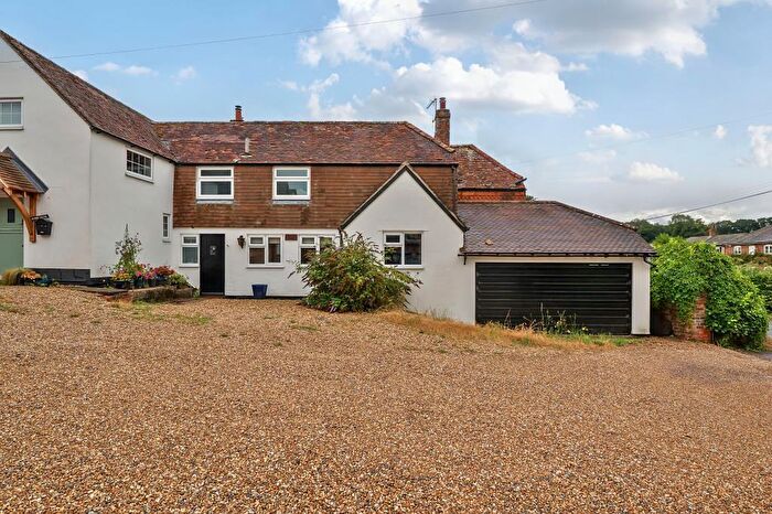 4 Bedroom Cottage For Sale In Brightwalton, Berkshire, RG20