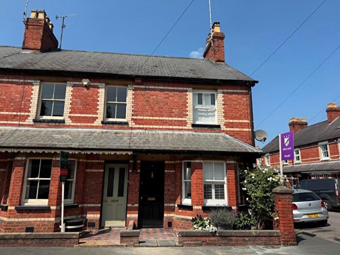 2 Bedroom End Of Terrace House To Rent In Marmion Road, Henley-on-Thames, Oxfordshire, RG9