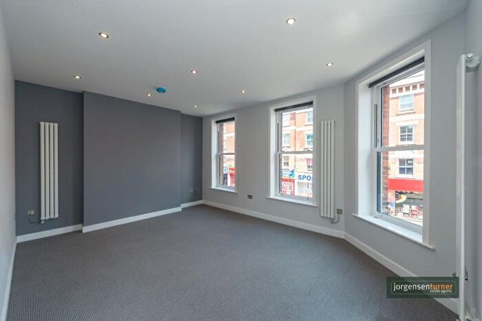 Studio To Rent In Kilburn High Road, London, NW6