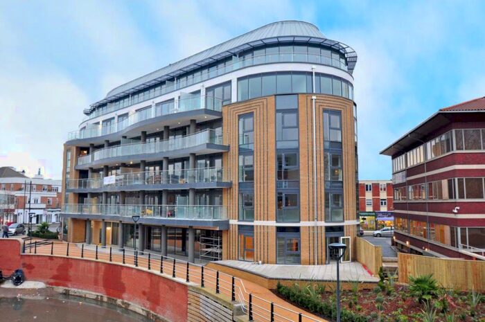 1 Bedroom Apartment To Rent In The Picturehouse, Maidenhead, SL6