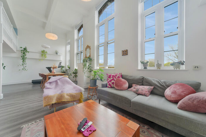 Apartment To Rent In Shillington Old School, Battersea London, SW11