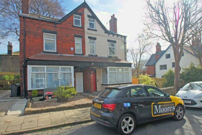 Studio To Rent In Heathfield Terrace, Headingley, Leeds, LS6