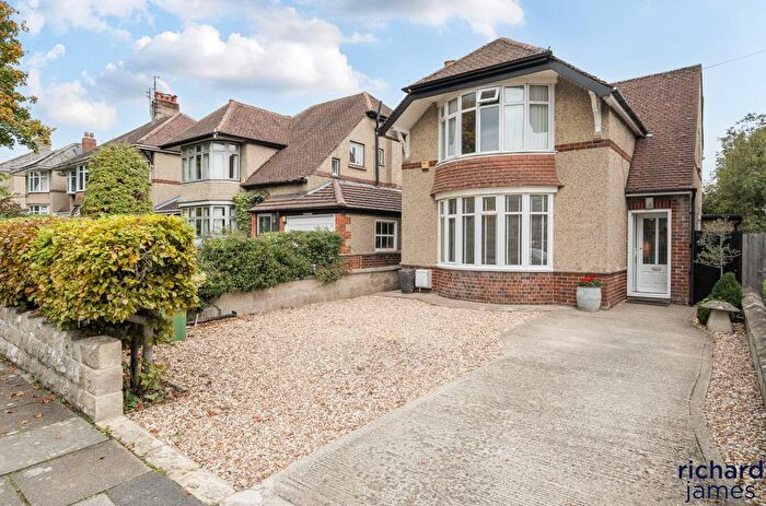 3 Bedroom Detached House For Sale In Corby Avenue, Lakeside, Swindon, SN3