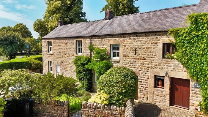 3 Bedroom Cottage To Rent In Nether End, Baslow, Bakewell, DE45