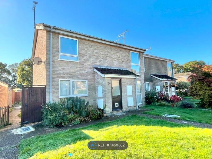 2 Bedroom Maisonette To Rent In Oxburgh Close, Eastleigh, SO50