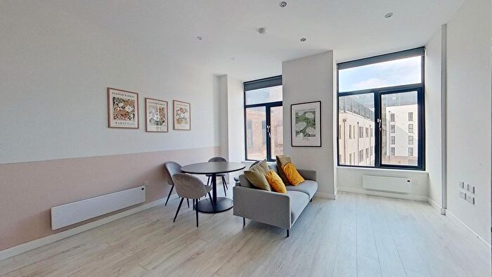 2 Bedroom Flat To Rent In Goodman Street, Leeds, LS10