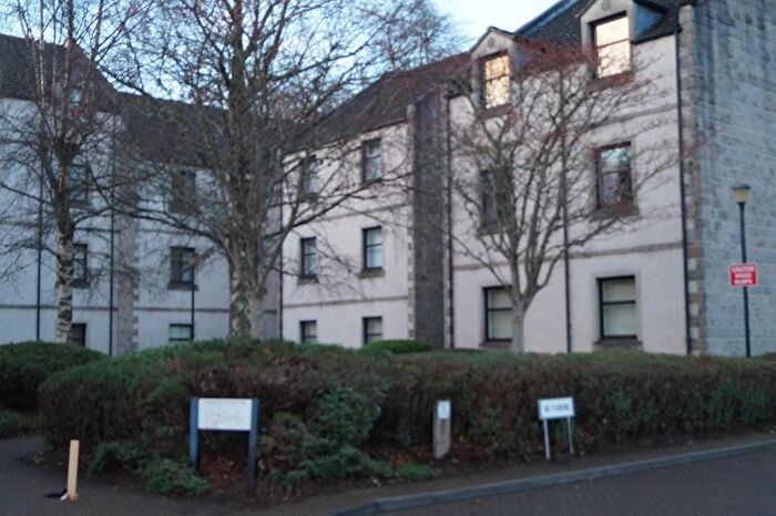 2 Bedroom Flat To Rent In Craigieburn Park, Aberdeen, AB15