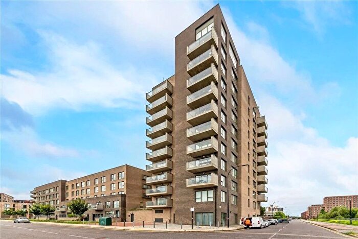 3 Bedroom Flat For Sale In Bawley Court, Magellan Boulevard, London, E16