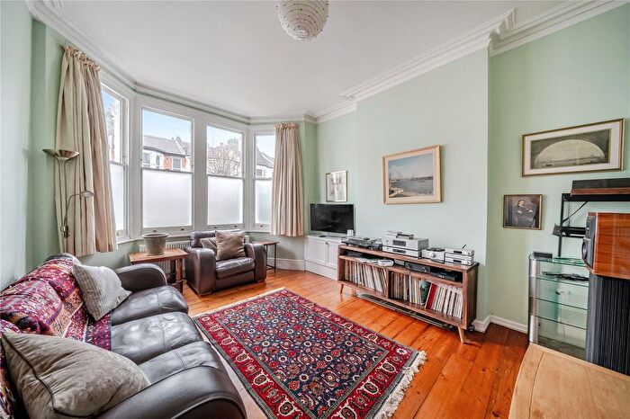 4 Bedroom Terraced House For Sale In Harringay Gardens, London, N8