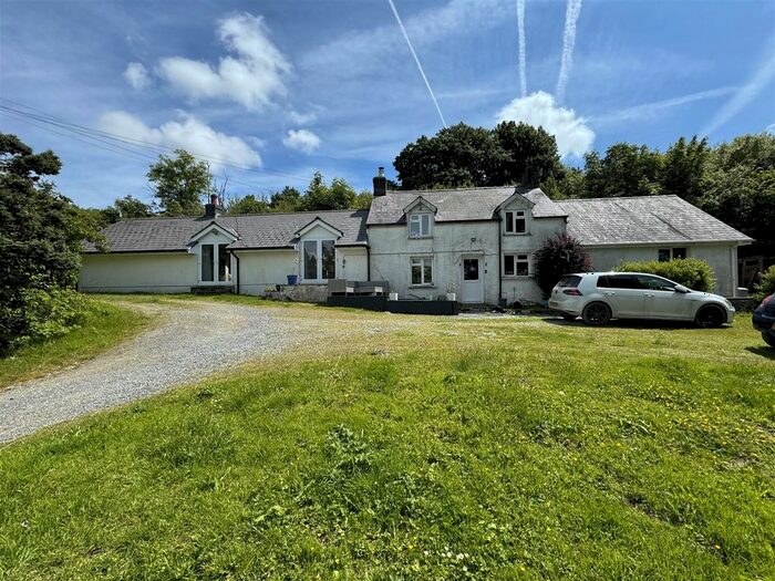 5 Bedroom Detached House For Sale In Llanfynydd, Carmarthen, SA32