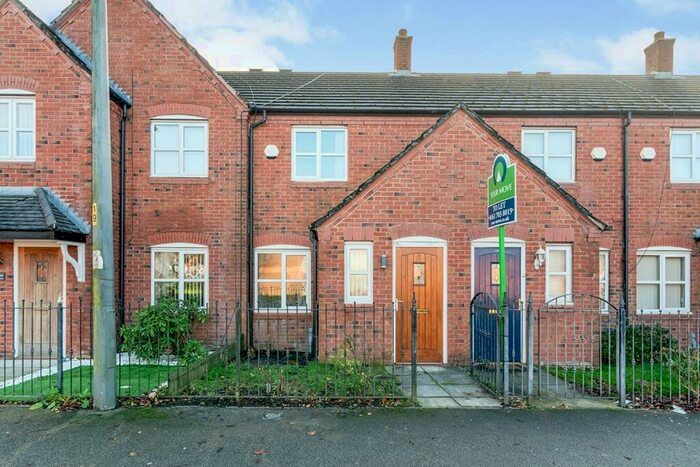 2 Bedroom Terraced House To Rent In Wigan Road, Atherton, Manchester, M46