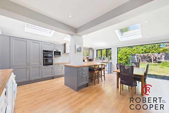 3 Bedroom Semi Detached House For Sale In Whitby Road, Ruislip, HA4