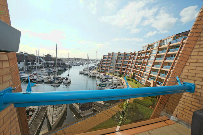 1 Bedroom Apartment To Rent In Oyster Quay, Port Solent, PO6