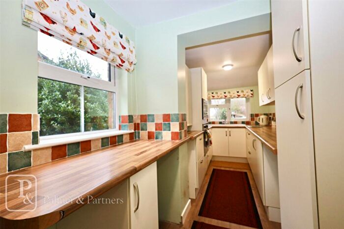 2 Bedroom End Of Terrace House For Sale In Clacton Road, Little Oakley, Harwich, Essex, CO12