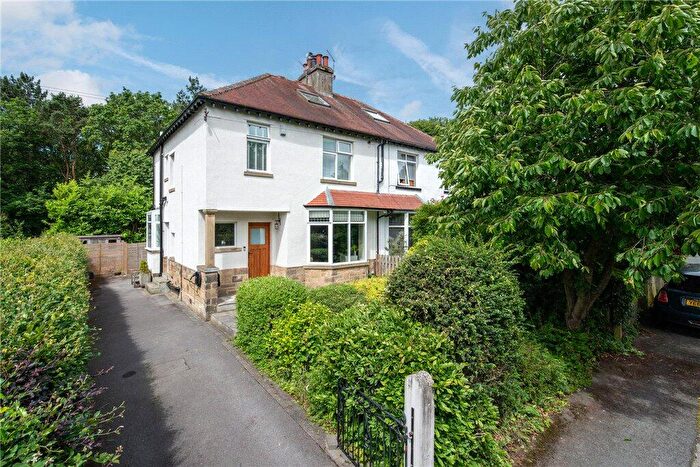 3 Bedroom Semi-Detached House For Sale In Park Drive, Bingley, BD16