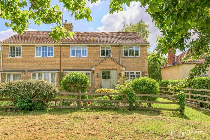 4 Bedroom Semi-Detached House For Sale In Pinfold Close, South Luffenham, Oakham, LE15