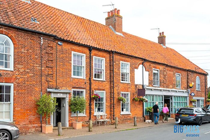 2 Bedroom Flat For Sale In Overy Road, Burnham Market, PE31