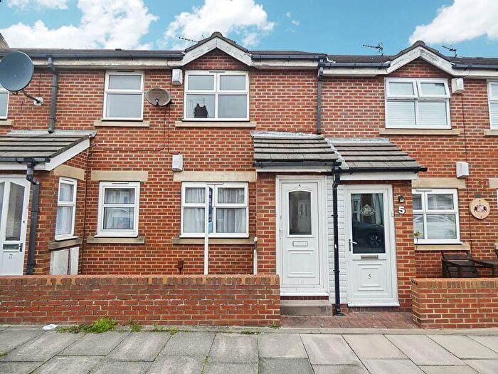 2 Bedroom Flat For Sale In Charnwood Court, Leighton Street, South Shields, Tyne And Wear, NE33