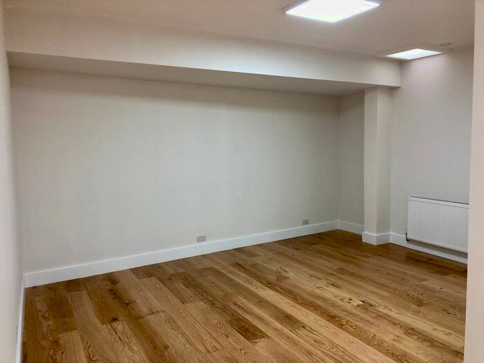 Studio To Rent In Landor Road, London, SW9