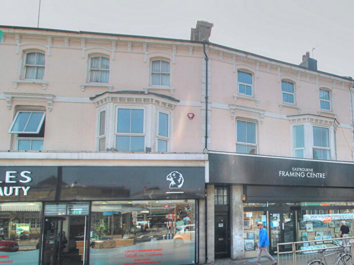2 Bedroom Flat To Rent In Terminus Road, Eastbourne, East Sussex, BN21