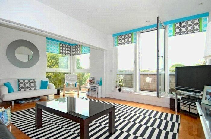 2 Bedroom Flat To Rent In Exchange House, Crouch End Hill, Crouch End, London, N8