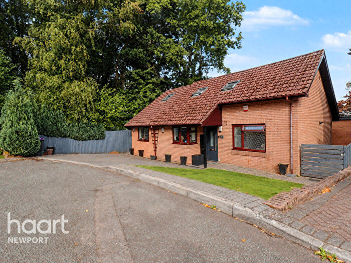 4 Bedroom Detached Bungalow For Sale In Primrose Court, Cwmbran, NP44