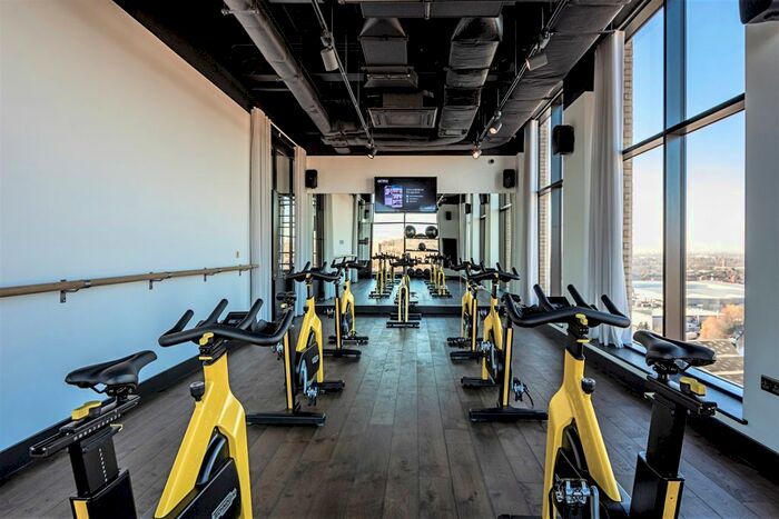 Studio To Rent In Grenan Square, Greenford, UB6