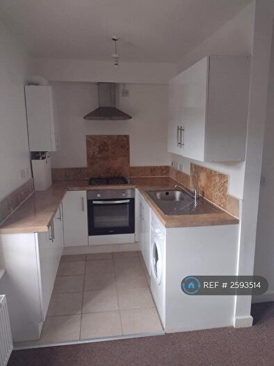 2 Bedroom Flat To Rent In Parish Lane, London, SE20