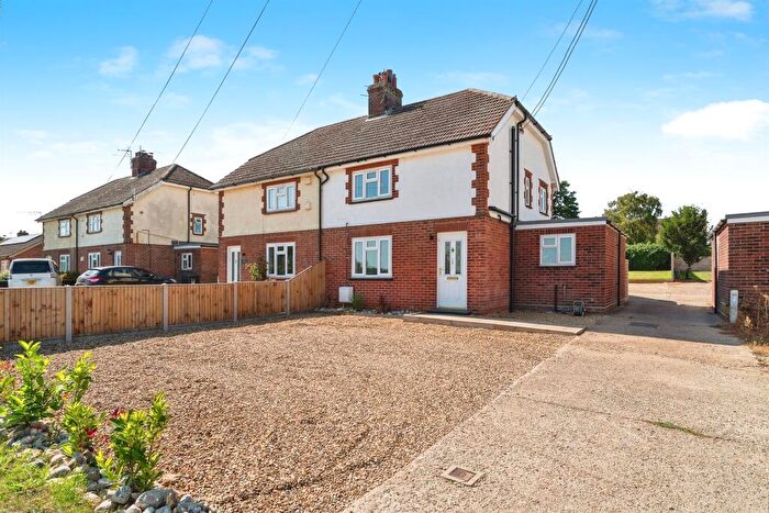 3 Bedroom Semi-Detached House For Sale In East View, Hempton, Fakenham, NR21