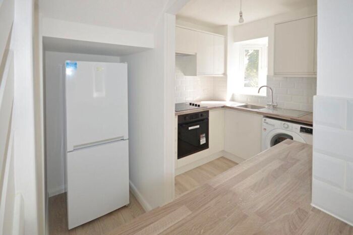 1 Bedroom House To Rent In The Paddock, Bishop`s Stortford, CM23