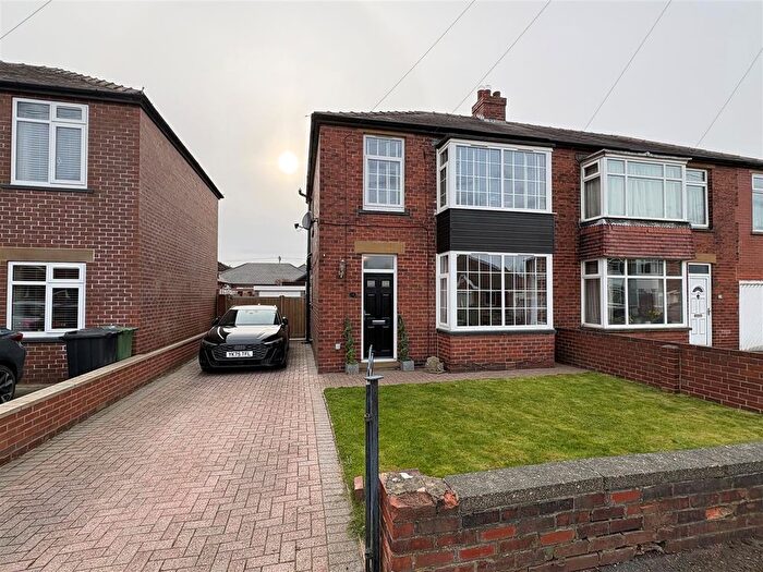 3 Bedroom Semi Detached House For Sale In Windermere Road, Hanging Heaton, Dewsbury, WF12