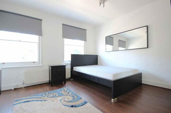 Studio To Rent In Crowndale Road, Camden, NW1