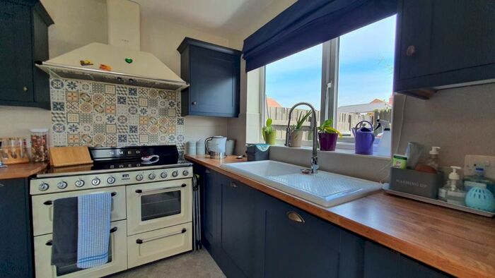 3 Bedroom End Of Terrace House For Sale In Mere Dyke Road, Luddington, Scunthorpe, DN17