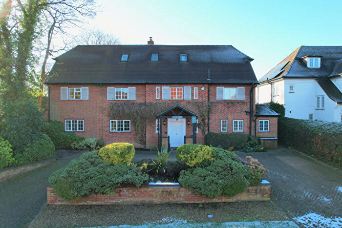 6 Bedroom Detached House For Sale In Kewferry Drive, Northwood, HA6