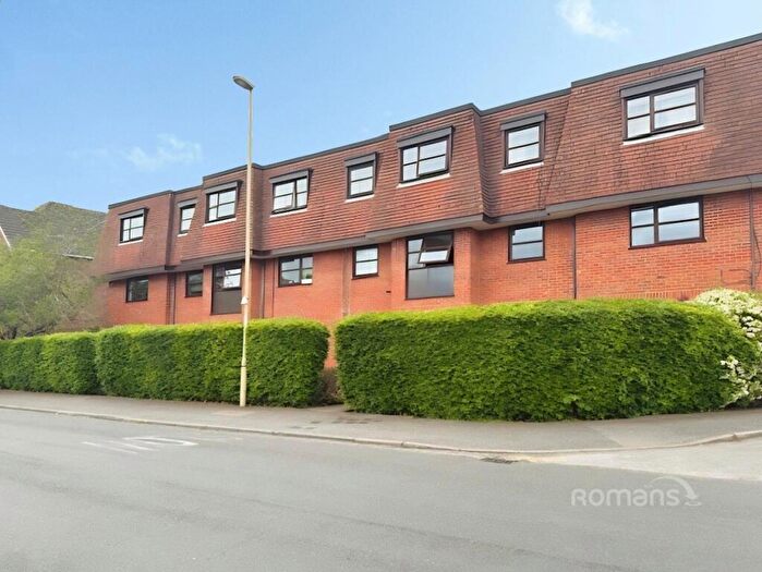 1 Bedroom Flat To Rent In Albert Street, Fleet, Hampshire, GU51