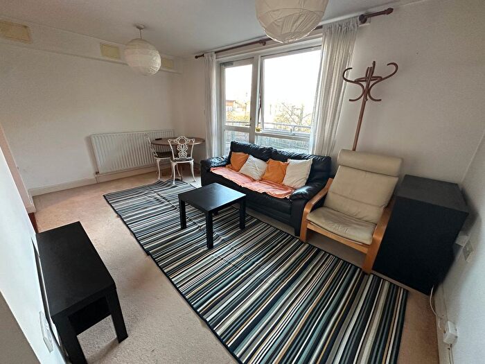 1 Bedroom Flat To Rent In Uxbridge Road, London, W12