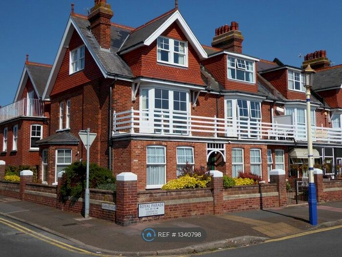 1 Bedroom Flat To Rent In Royal Parade, Eastbourne, BN22