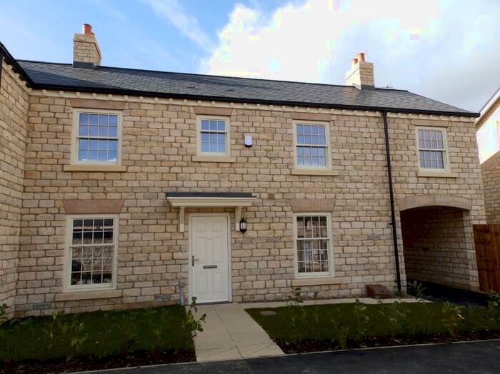 4 Bedroom Town House To Rent In Oxclose Road, Boston Spa, Wetherby, LS23