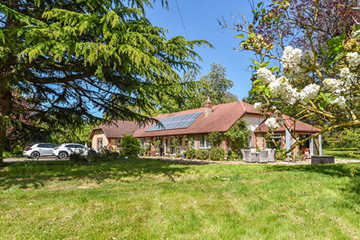 5 Bedroom Detached Bungalow For Sale In Bests Lane, Sutton Veny, Warminster, BA12